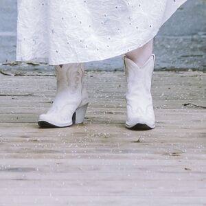 Ariat Women's Chandler Suede Western Booties - Snip Toe